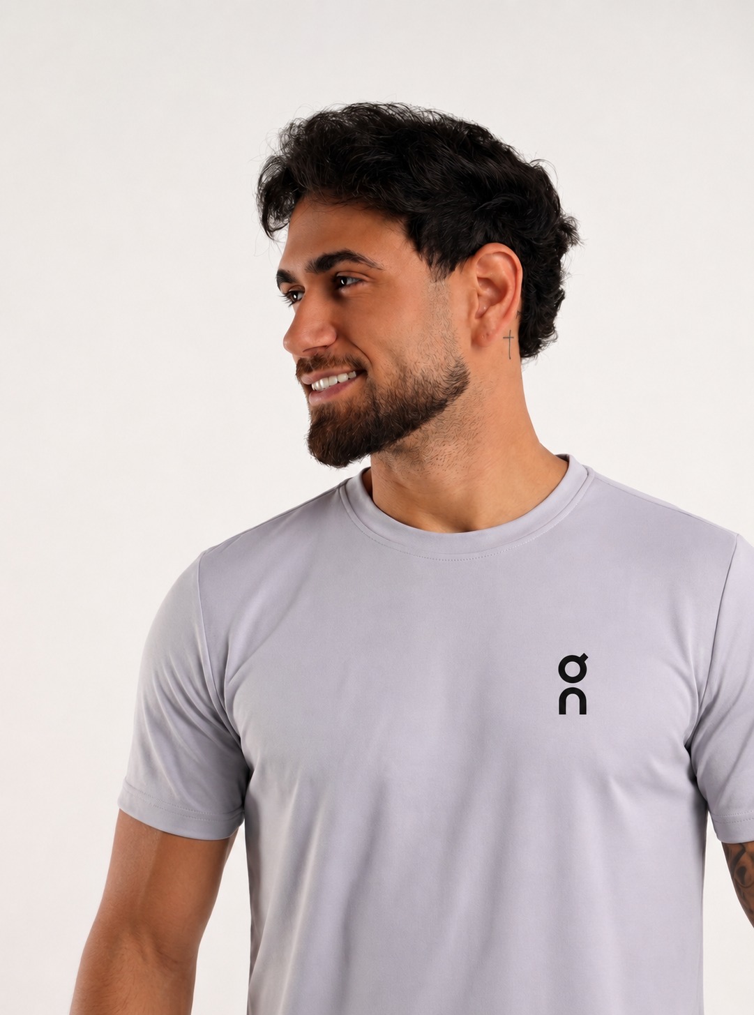 Camiseta ON CHES Cinza